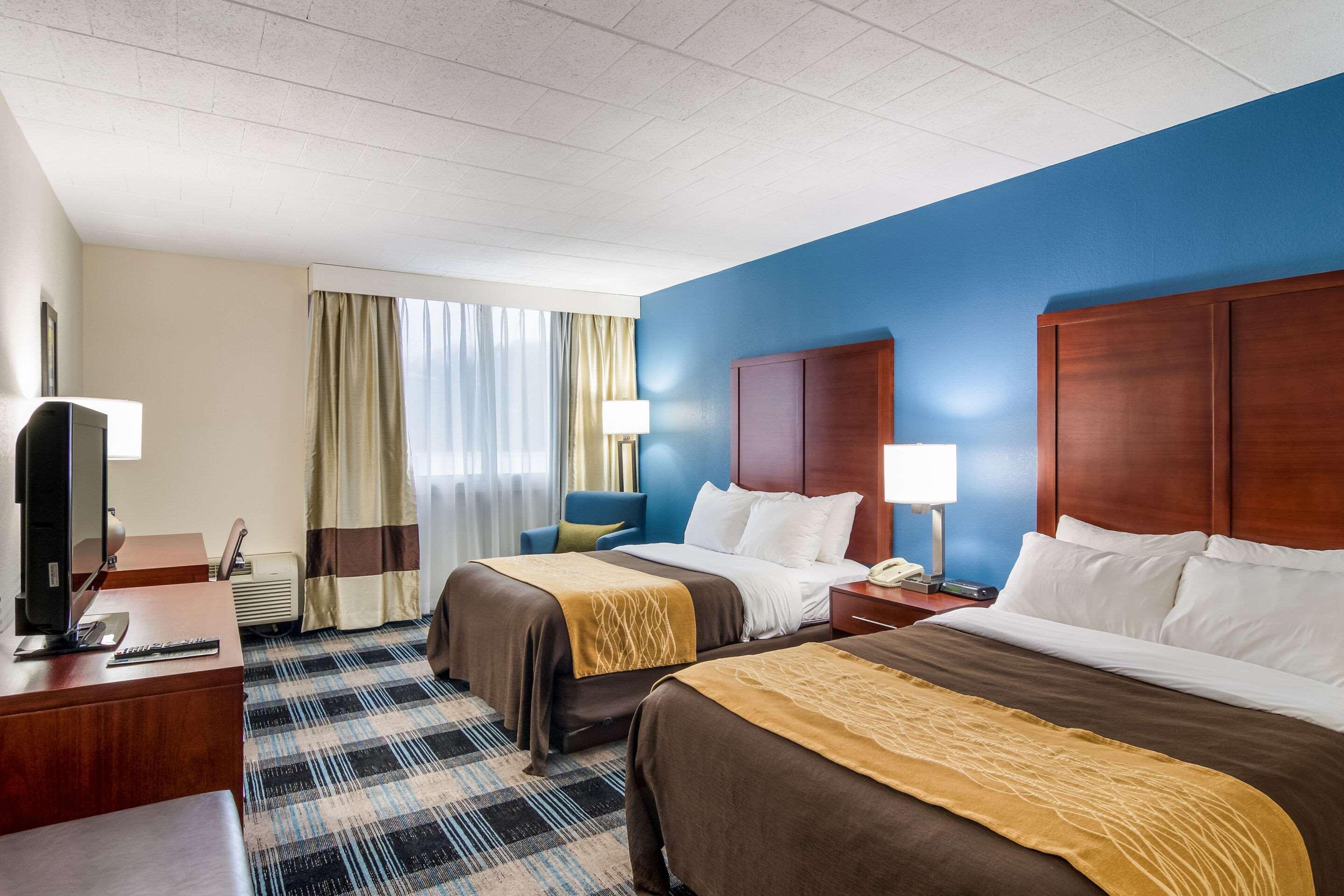 Mainstay Suites Verona Buitenkant foto