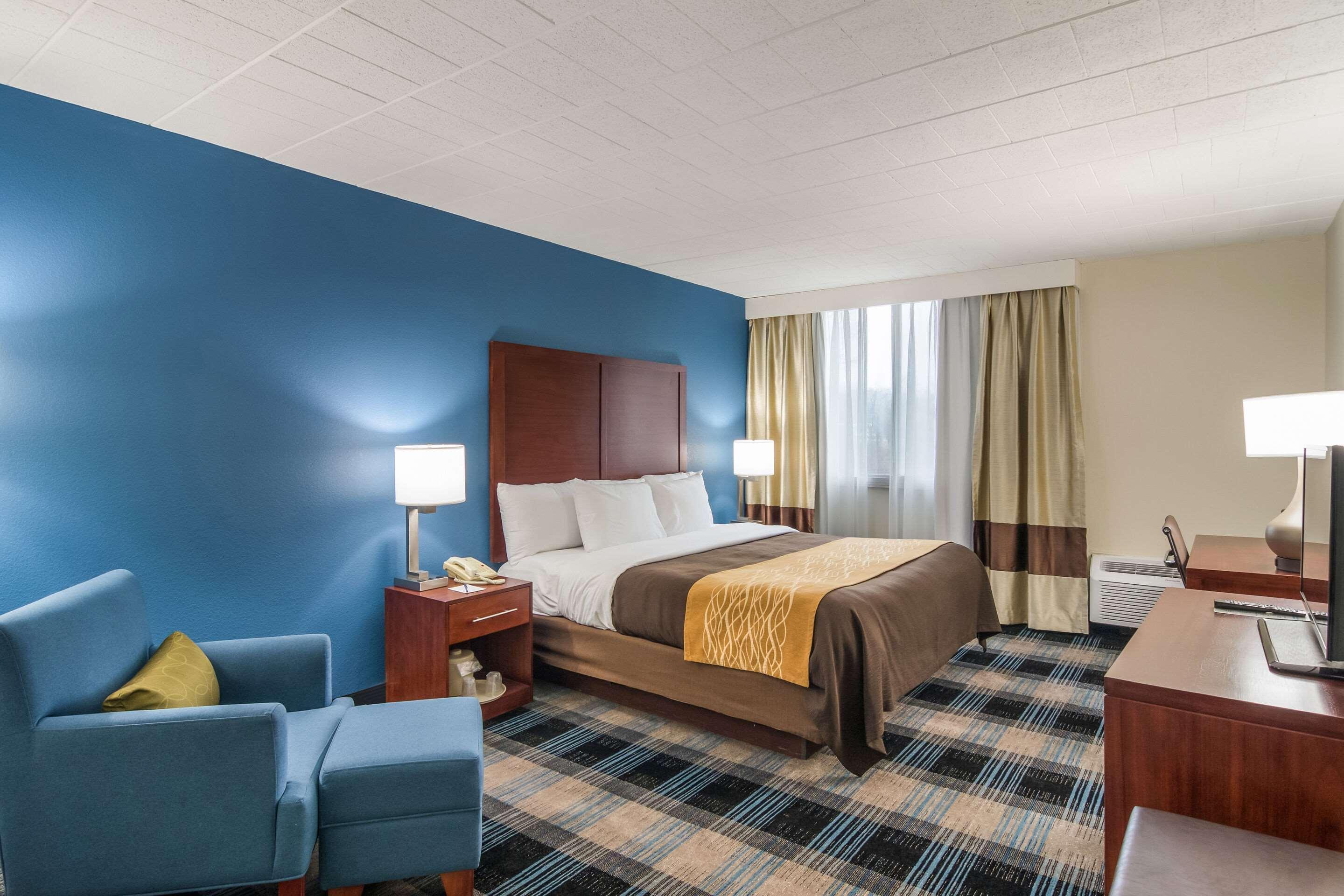 Mainstay Suites Verona Buitenkant foto