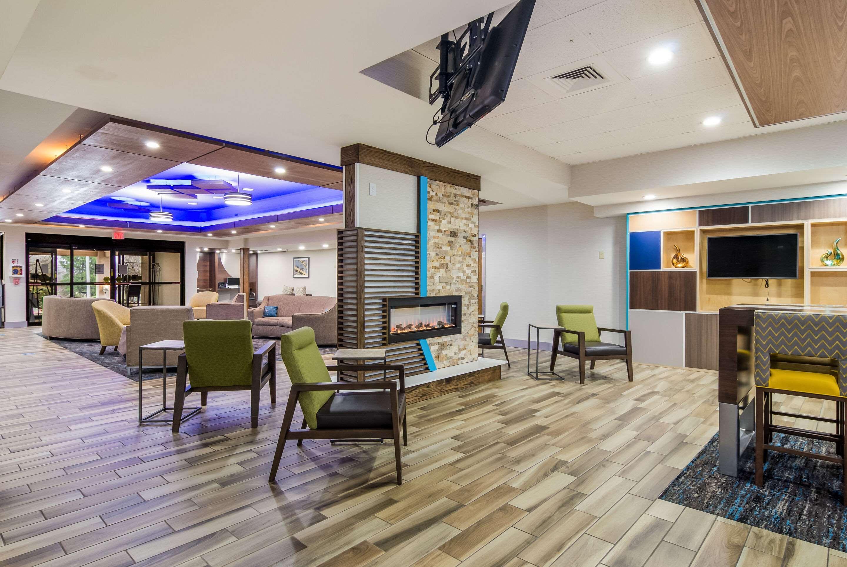 Mainstay Suites Verona Buitenkant foto