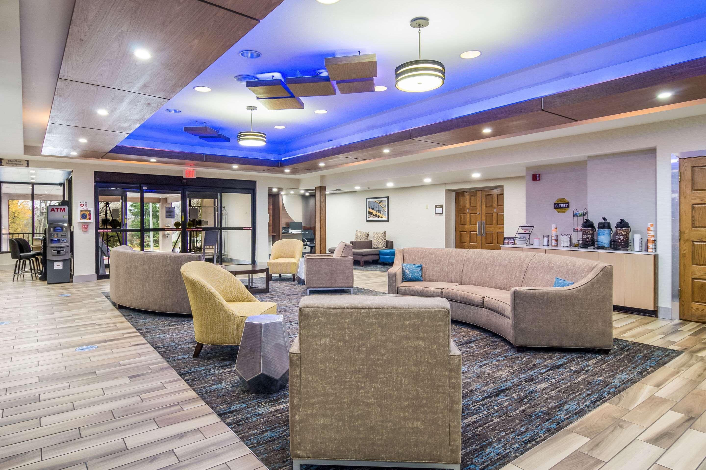 Mainstay Suites Verona Buitenkant foto
