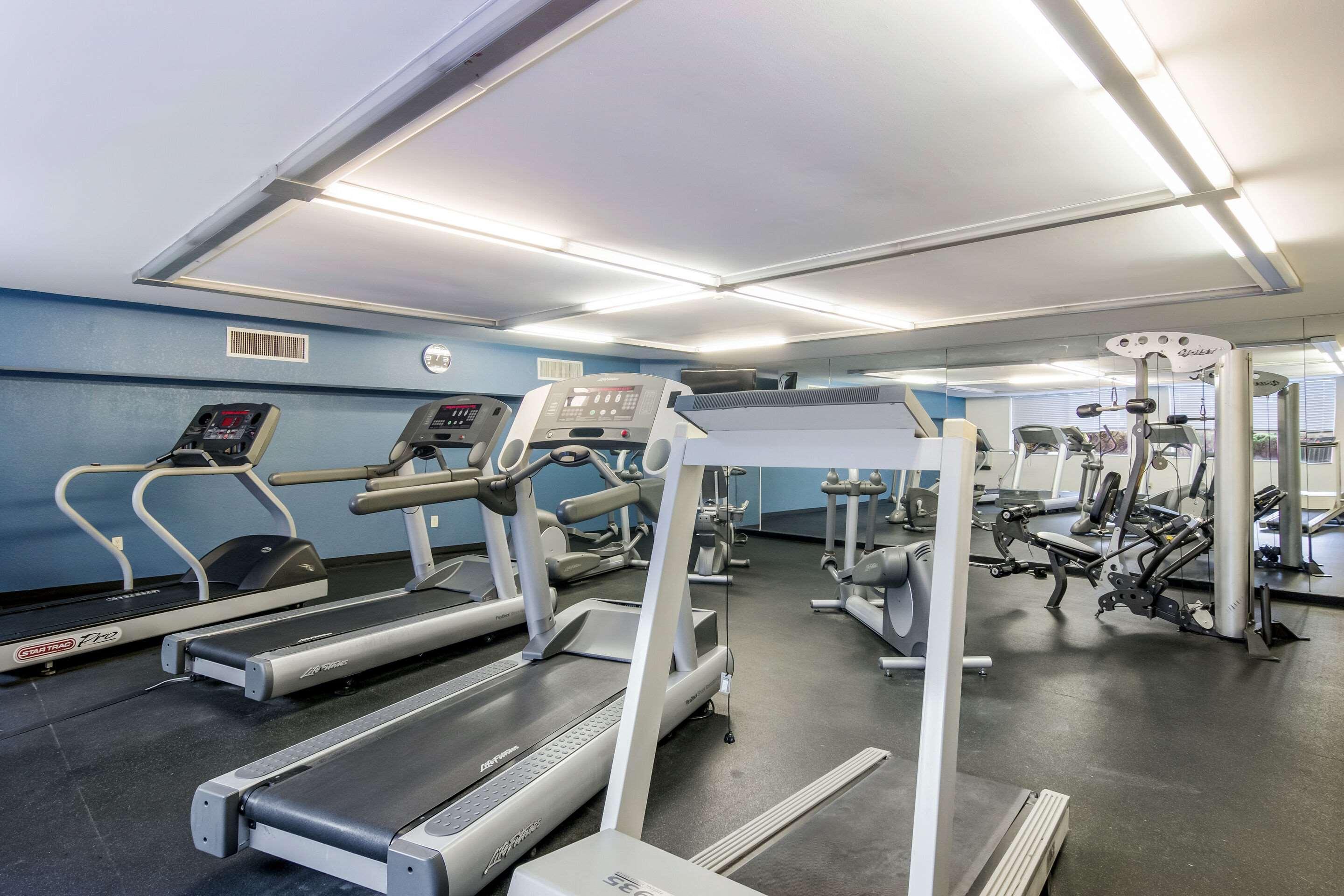 Mainstay Suites Verona Buitenkant foto